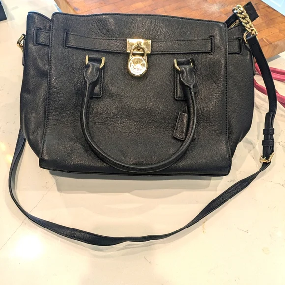 Michael Kors Handbag - Picture 1 of 2